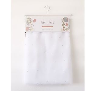 Sheer panel curtains